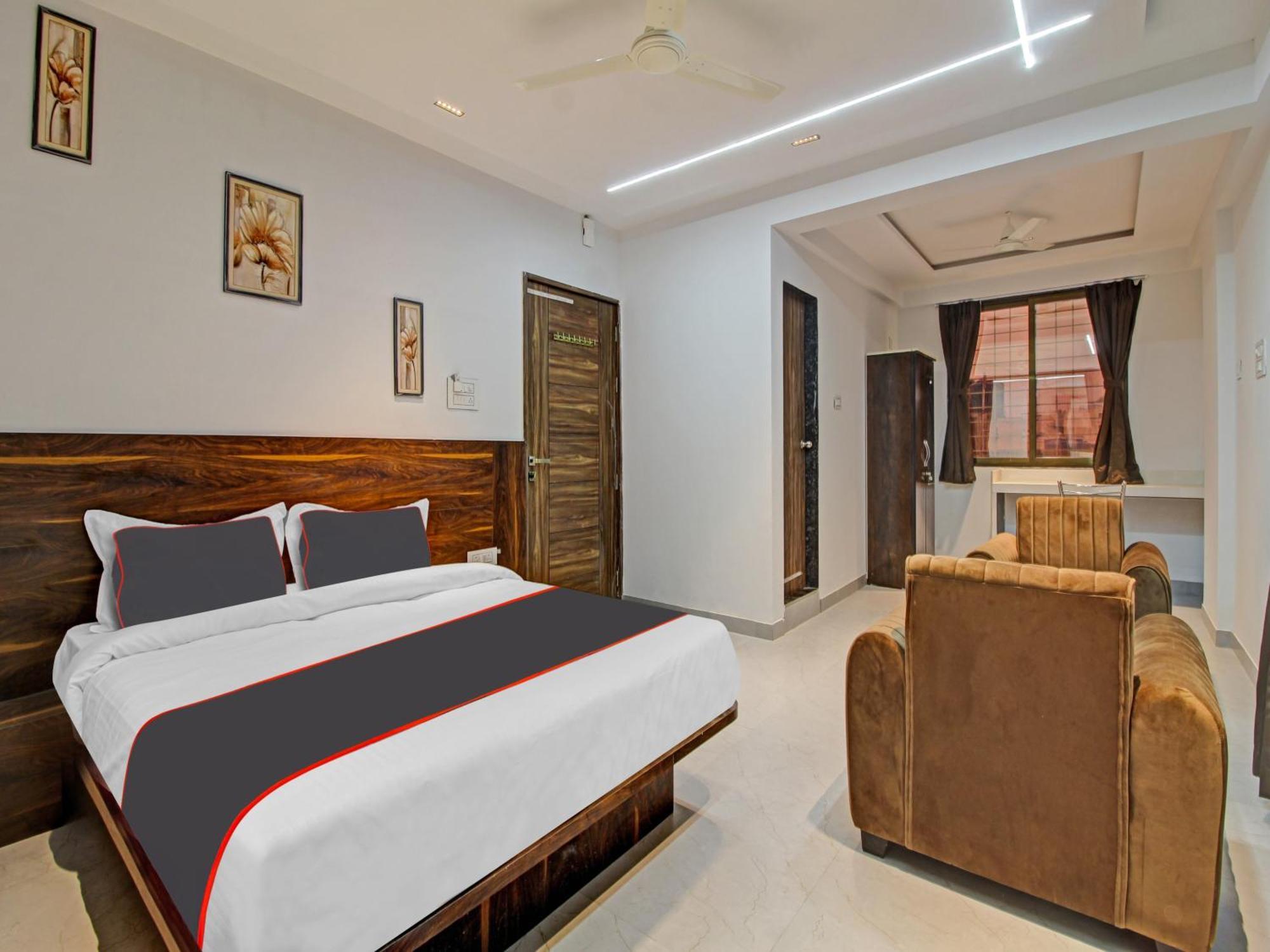 Collection O Crystal Otel Pimpri-Chinchwad Dış mekan fotoğraf