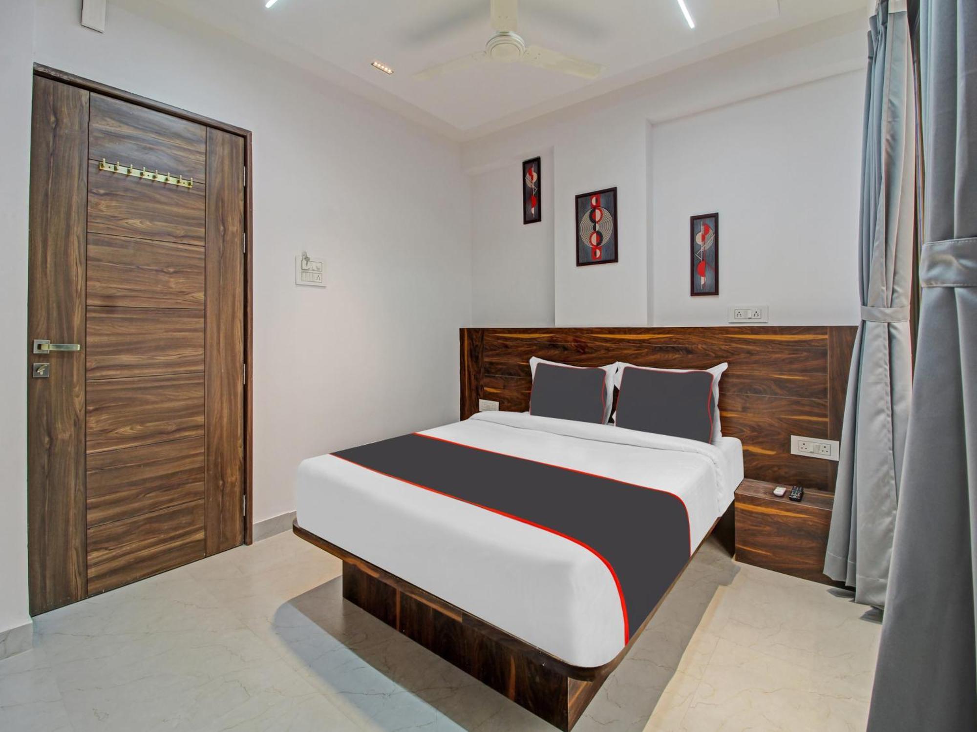 Collection O Crystal Otel Pimpri-Chinchwad Dış mekan fotoğraf